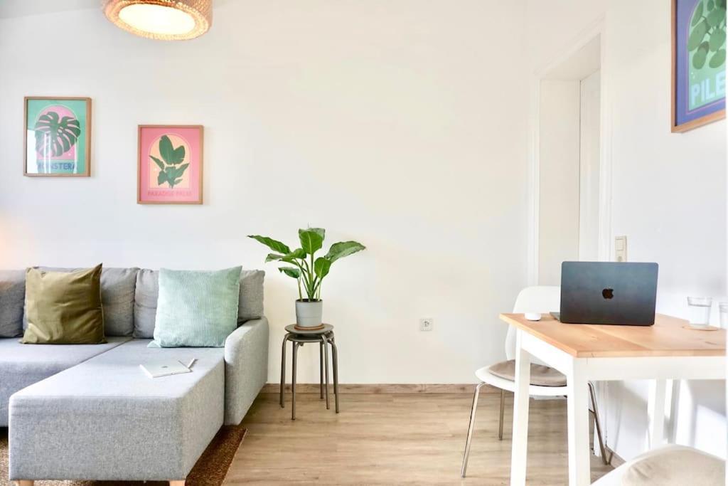 Neu I Moderne Zentrale Wohnung I Netflix I 4 Gaeste アンダーナッハ エクステリア 写真