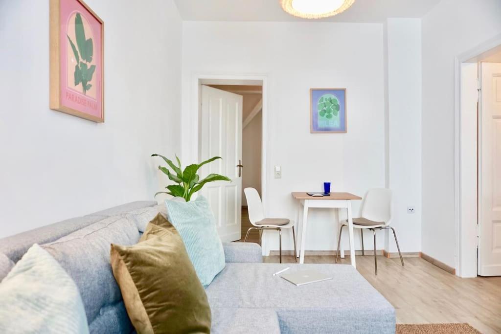 Neu I Moderne Zentrale Wohnung I Netflix I 4 Gaeste アンダーナッハ エクステリア 写真